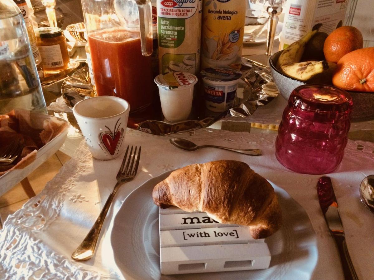 Da Coco E Mini,L'Angolo Per Ceramiste In Viaggio - Faenza Eksteriør billede